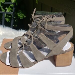 Call it Spring Ereissa taupe sandals